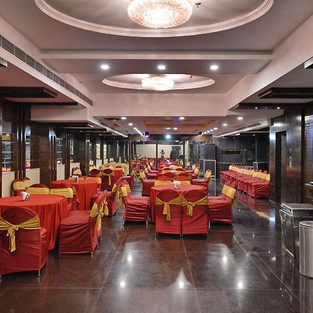Hotel Palmdale Zirakpur Luaran gambar
