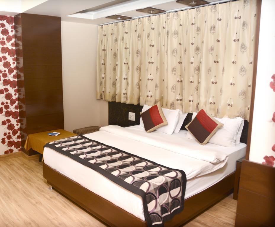 Hotel Palmdale Zirakpur Bilik gambar